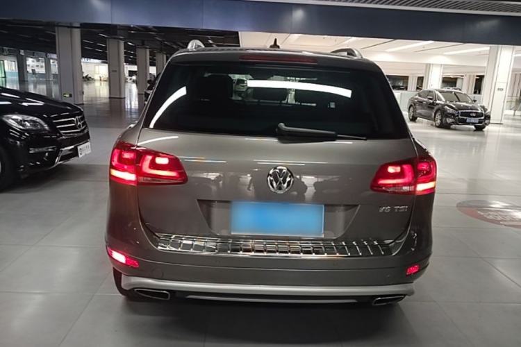 Used Volkswagen Touareg 2011 3.0 TSI Luxury Edition Rear