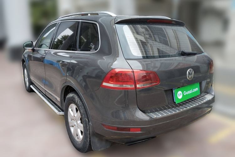 Used Volkswagen Touareg 2011 3.0 TDI Diesel Standard Version Rear Left 45 Deg