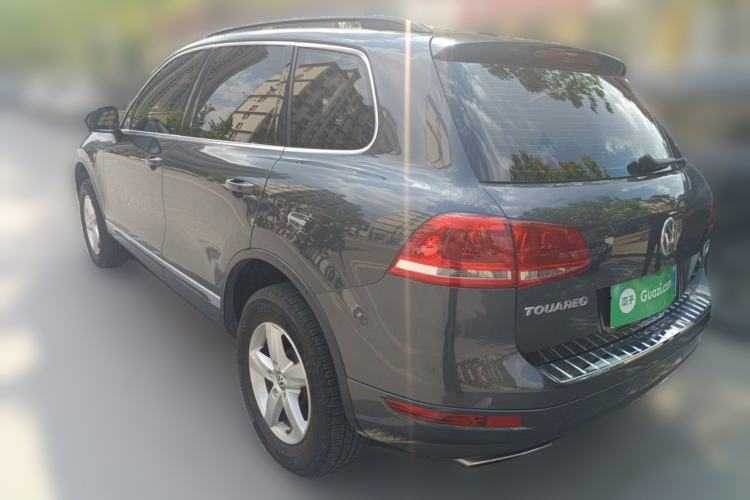Used Volkswagen Touareg 2011 3.0 TSI Comfort Version Rear Left 45 Deg