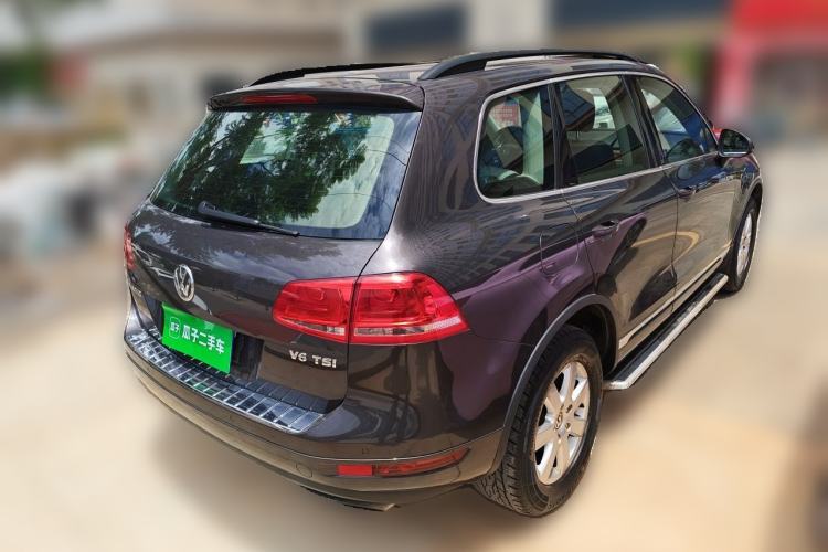 Used Volkswagen Touareg 2011 3.0 TSI Standard Version Rear Right 45 Deg
