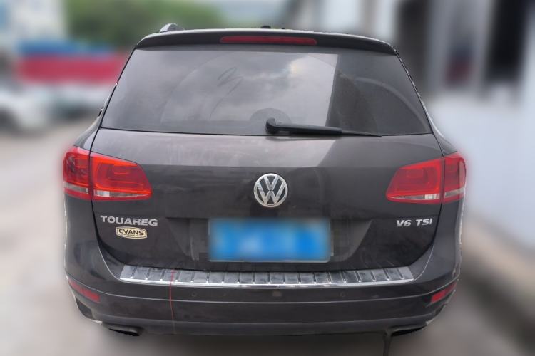 Used Volkswagen Touareg 2011 3.0 TSI High-End Version Rear