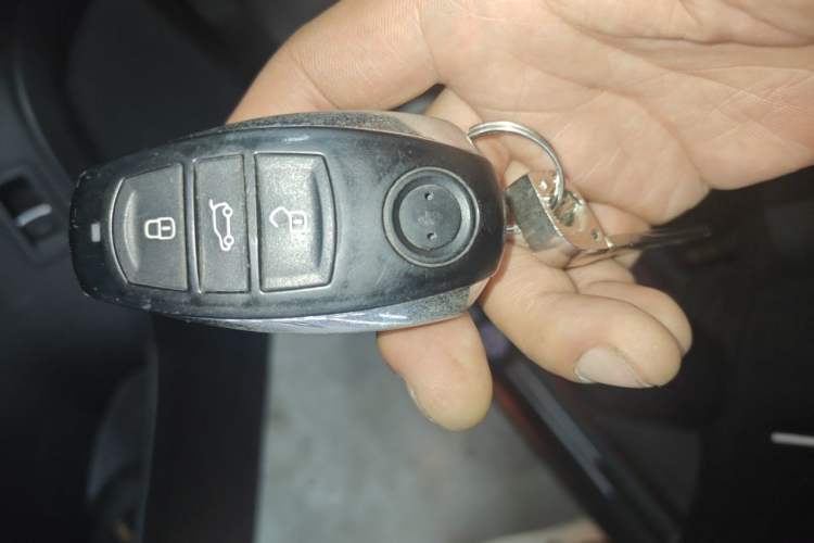 Used Volkswagen Touareg 2011 3.0 TSI Standard Version Vehicle Key