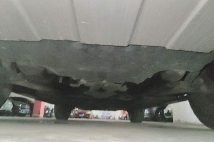 Used Volkswagen Touareg 2011 3.0 TDI Diesel Comfort Version Chassis Front