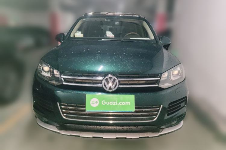 Used Volkswagen Touareg 2011 3.0 TDI Diesel Comfort Version Front