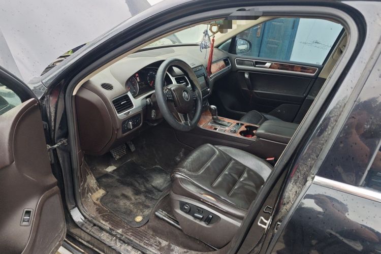 Used Volkswagen Touareg 2011 3.0 TSI Standard Version Driver Seat