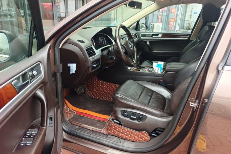 Used Volkswagen Touareg 2011 3.0 TSI Standard Version Driver Seat
