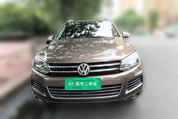 Used Volkswagen Touareg 2011 3.0 TSI Hybrid Front