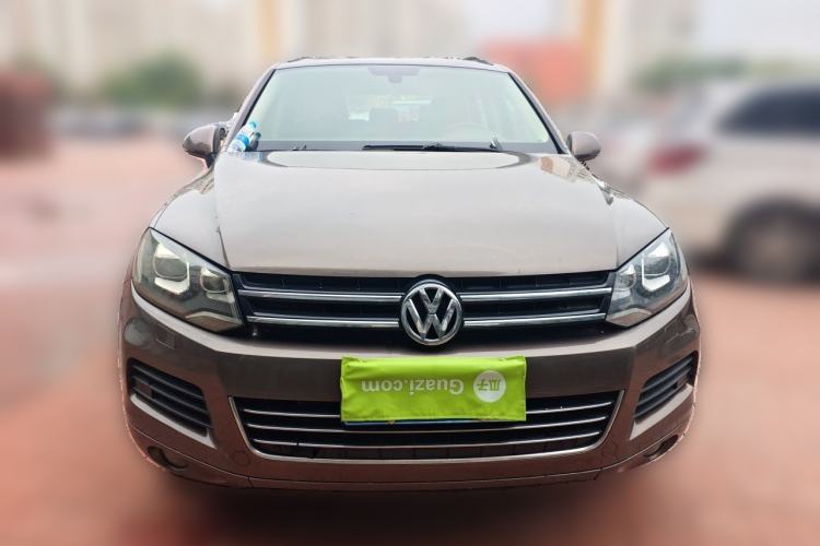 Used Volkswagen Touareg 2011 3.0 TSI Standard Version Front