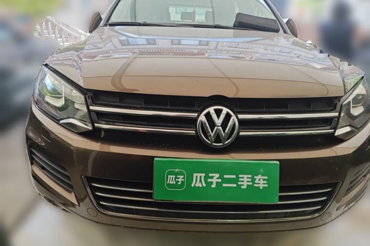 Used Volkswagen Touareg 2011 3.0 TSI Comfort Version Front