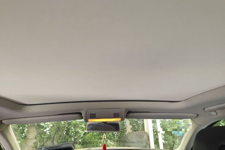Used Volkswagen Touareg 2011 3.0 TSI Comfort Version Headliner