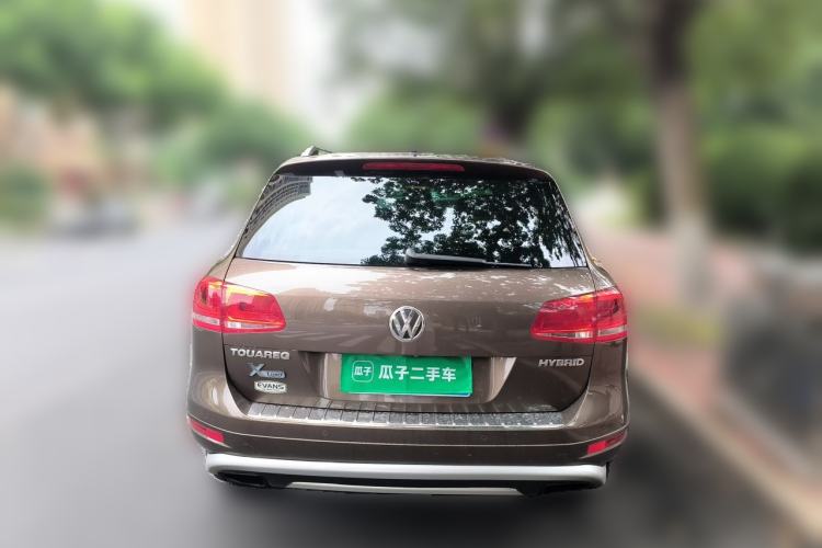 Used Volkswagen Touareg 2011 3.0 TSI Hybrid Rear