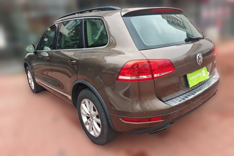 Used Volkswagen Touareg 2011 3.0 TSI Standard Version Rear Left 45 Deg