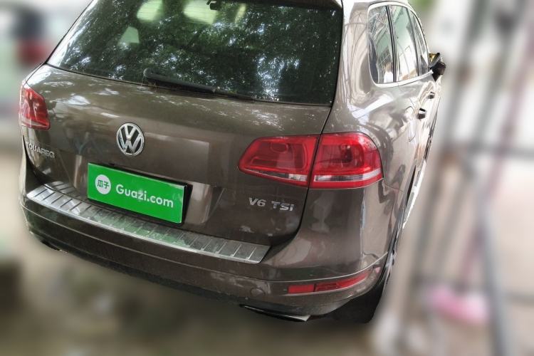 Used Volkswagen Touareg 2011 3.0 TSI Standard Version Rear Right 45 Deg