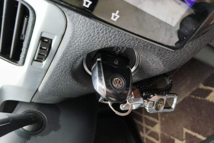 Used Volkswagen Touareg 2011 3.0 TSI Standard Version Vehicle Key