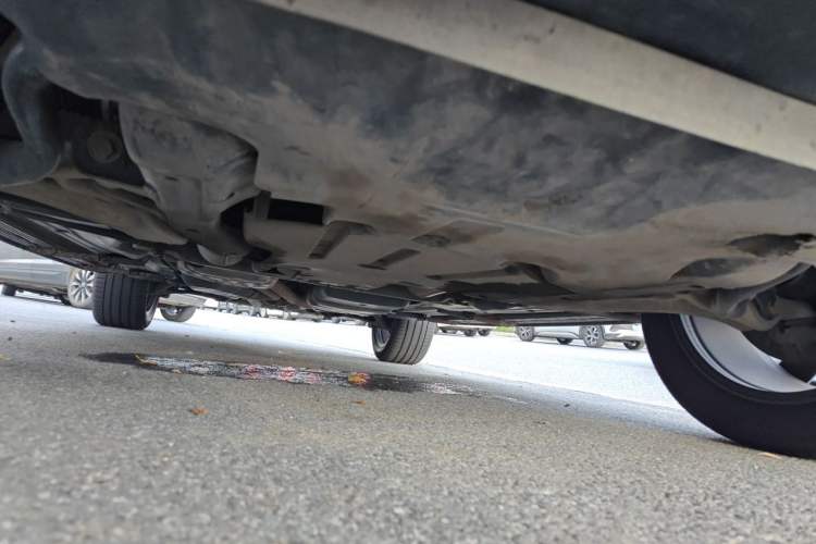 Used Volkswagen Touareg 2011 3.0 TSI Comfort Version Chassis Front
