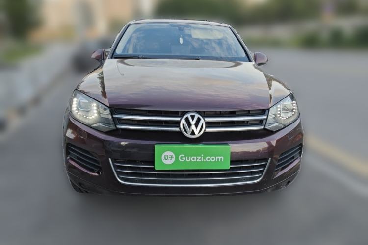 Used Volkswagen Touareg 2011 3.0 TSI Comfort Version Front
