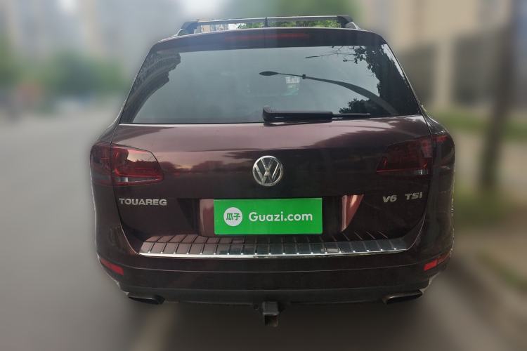 Used Volkswagen Touareg 2011 3.0 TSI High-End Version Rear
