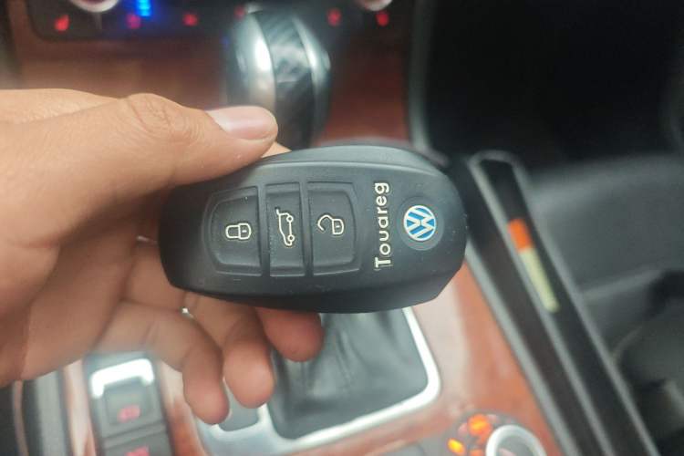 Used Volkswagen Touareg 2011 3.0 TSI High-End Version Vehicle Key
