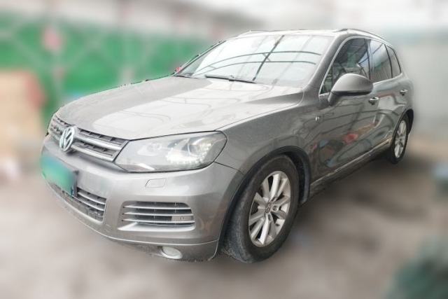 Used Volkswagen Touareg 2011 3.0 TSI High-End Version