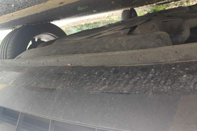 Used Volkswagen Touareg 2011 3.0 TSI Standard Version Chassis Front