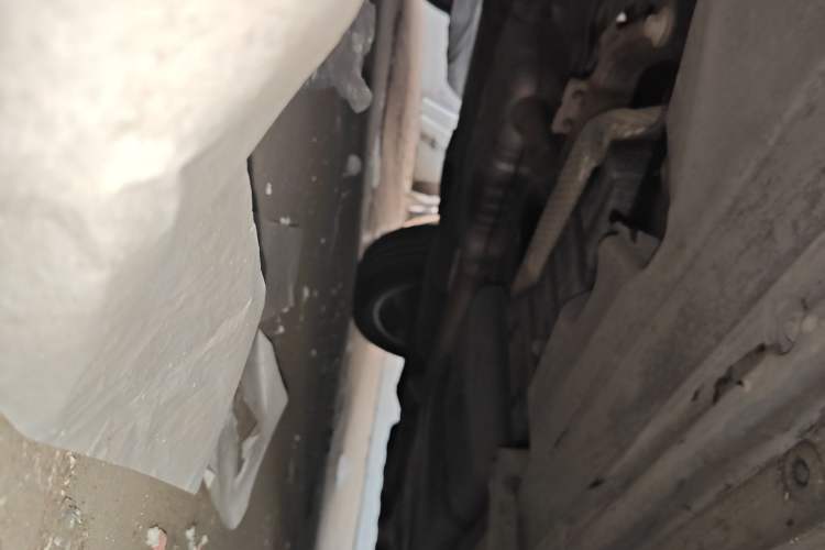 Used Volkswagen Touareg 2011 3.0 TSI Hybrid Chassis Front Left