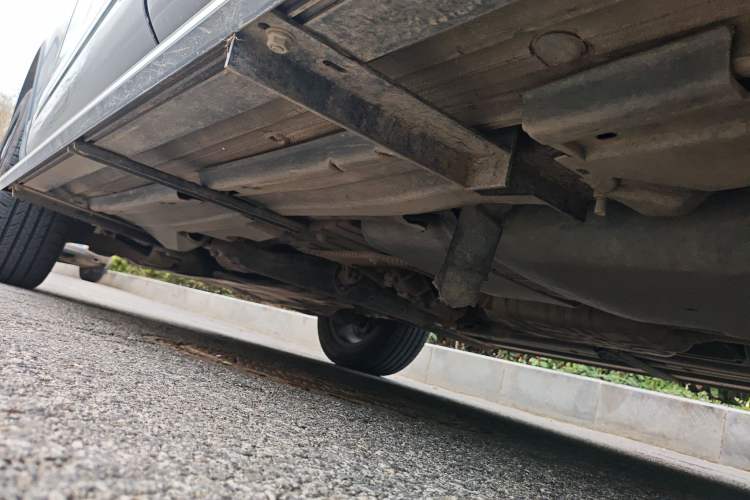 Used Volkswagen Touareg 2011 3.0 TSI High-End Version Chassis Rear Left