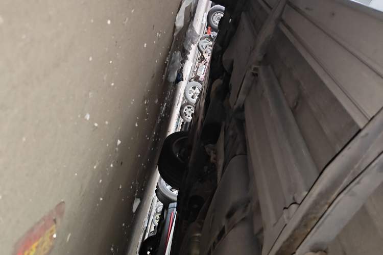 Used Volkswagen Touareg 2011 3.0 TSI Hybrid Chassis Rear Left