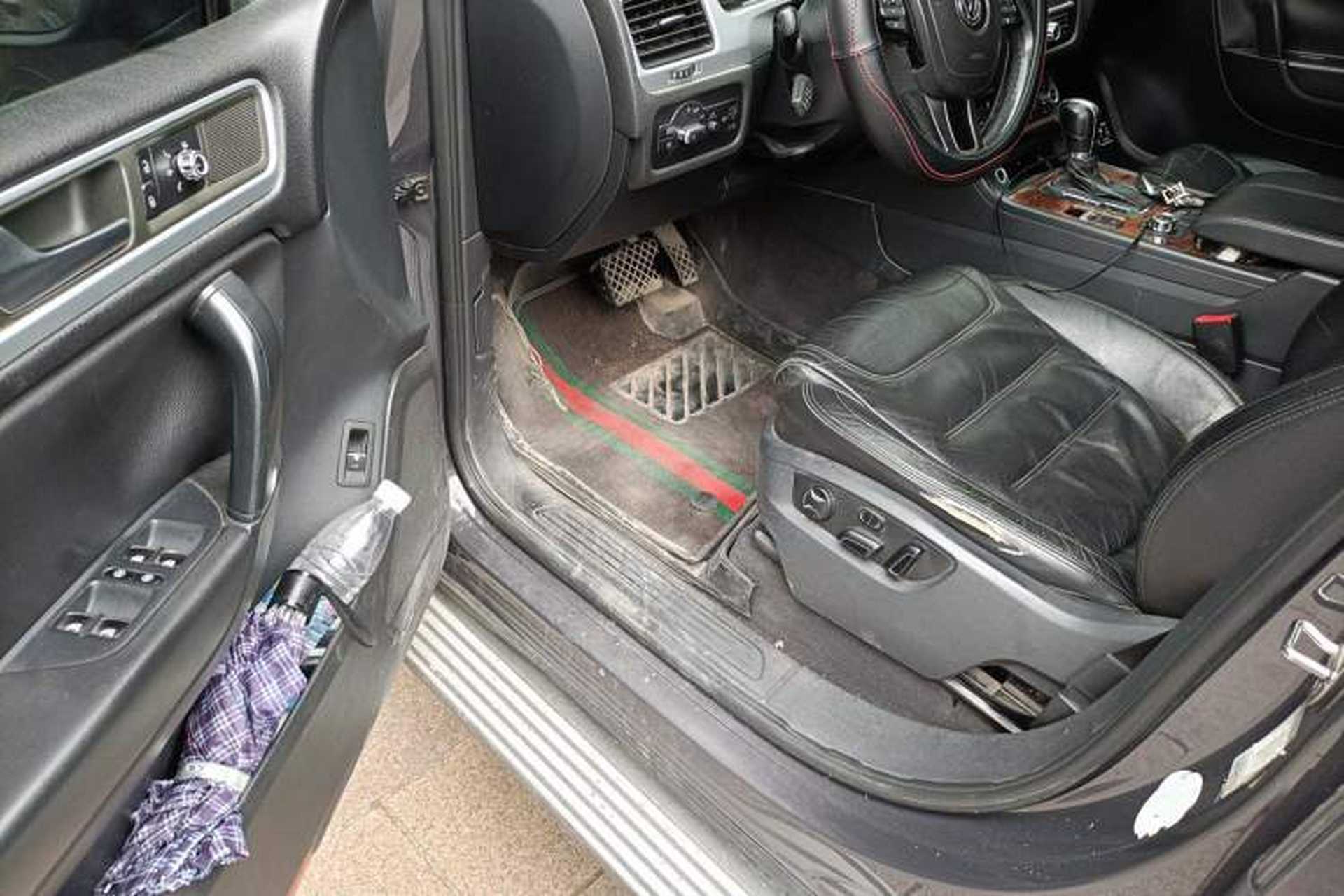 Used Volkswagen Touareg 2011 3.0 TDI Diesel Standard Version Driver Seat