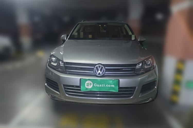 Used Volkswagen Touareg 2011 3.0 TSI Hybrid Front