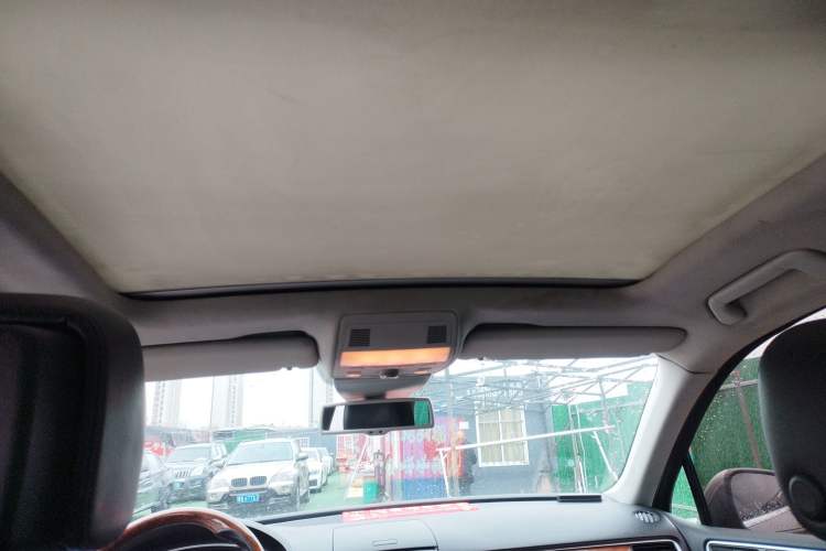 Used Volkswagen Touareg 2011 3.0 TSI High-End Version Headliner