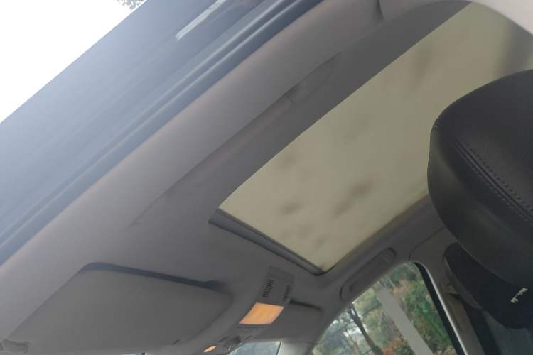 Used Volkswagen Touareg 2011 3.0 TSI Standard Version Headliner