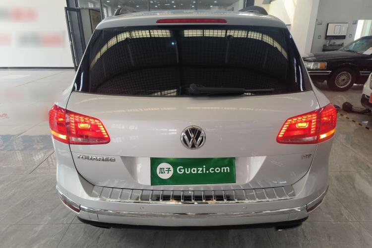 Used Volkswagen Touareg 2011 3.0 TSI Standard Version Rear