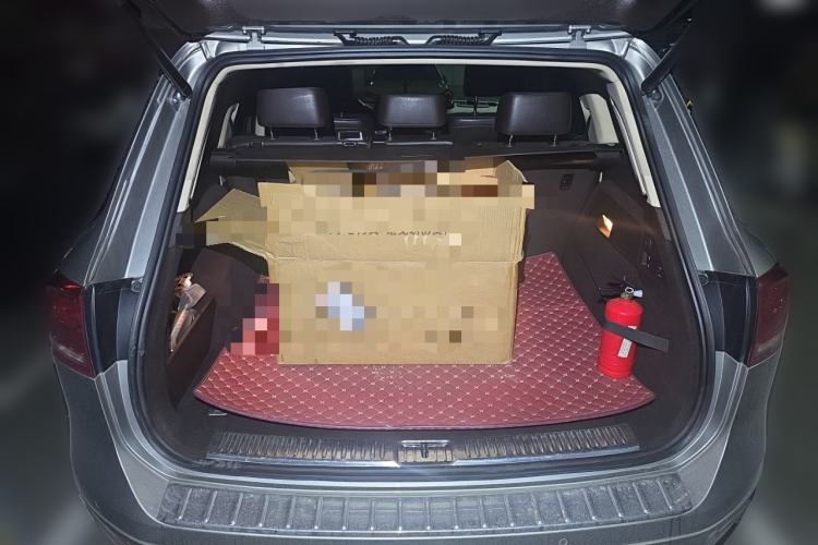 Used Volkswagen Touareg 2011 3.0 TSI Hybrid Trunk