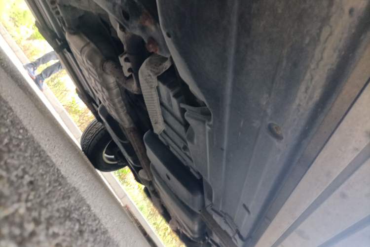 Used Volkswagen Touareg 2011 3.0 TSI Comfort Version Chassis Front Left