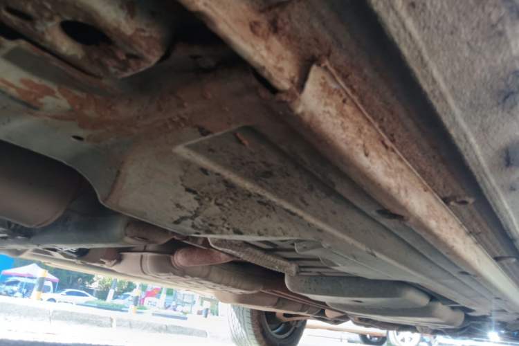 Used Volkswagen Touareg 2011 3.0 TSI Comfort Version Chassis Front Left
