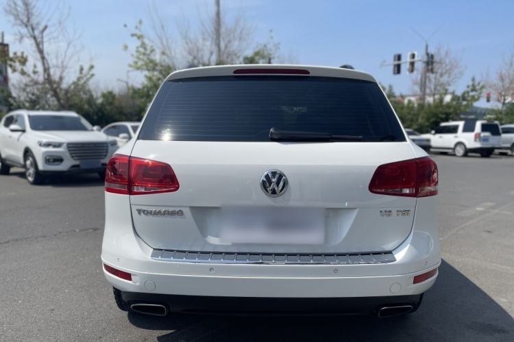 Used Volkswagen Touareg 2011 3.0 TSI Comfort Version Exterior 4