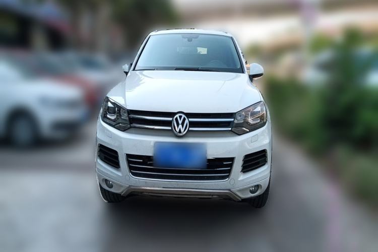 Used Volkswagen Touareg 2011 3.0 TDI Diesel Comfort Version Front