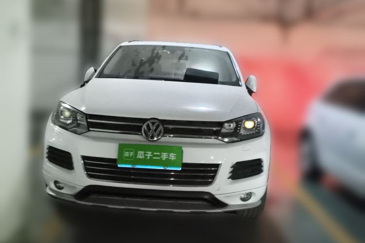 Used Volkswagen Touareg 2011 3.0 TSI Comfort Version Front