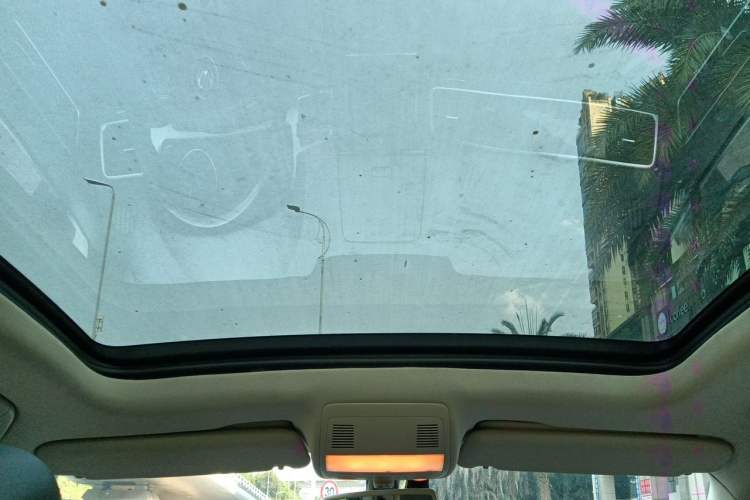 Used Volkswagen Touareg 2011 3.0 TDI Diesel Comfort Version Headliner