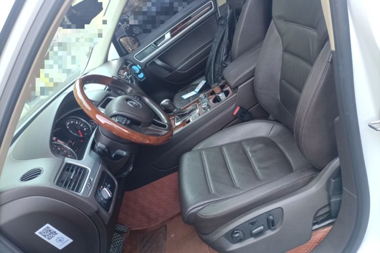 Used Volkswagen Touareg 2011 3.0 TSI Comfort Version Left Front Seat