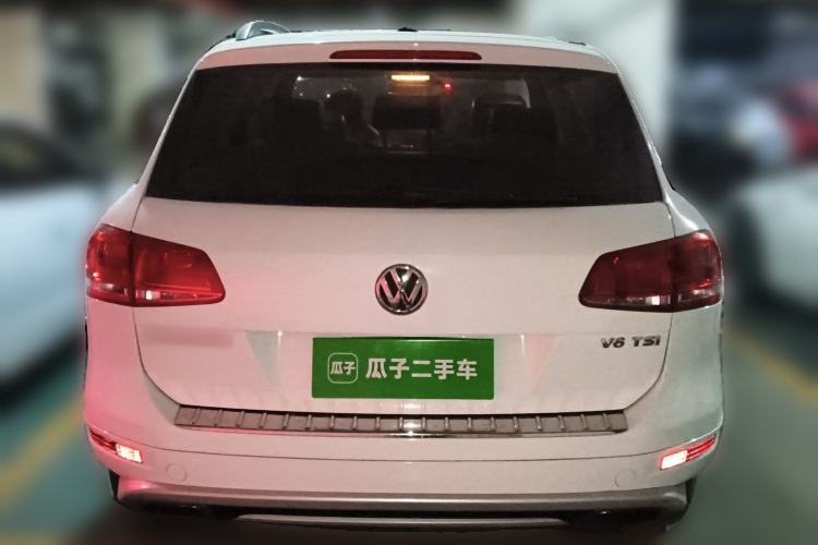 Used Volkswagen Touareg 2011 3.0 TSI Comfort Version Rear