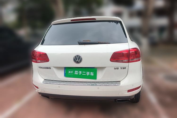 Used Volkswagen Touareg 2011 3.0 TSI High-End Version Rear