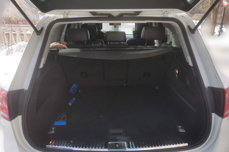 Used Volkswagen Touareg 2011 3.0 TSI Standard Version Trunk