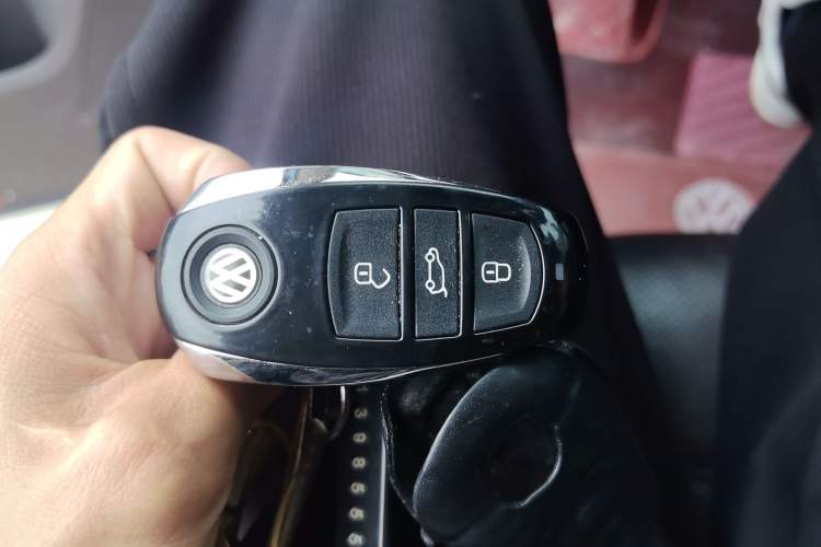 Used Volkswagen Touareg 2011 3.0 TSI High-End Version Vehicle Key