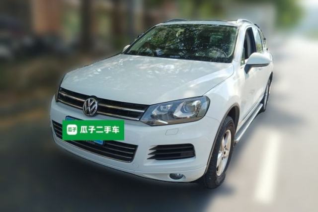 Ojetý Volkswagen Touareg 2011 3.0 TSI Comfort Version