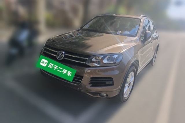 Volkswagen Touareg 2011 3.0 TSI High-End Version مستعملة
