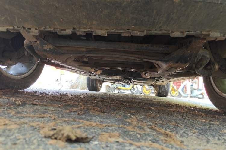 Used Volkswagen Touareg 2011 3.0 TSI Comfort Version Chassis Front