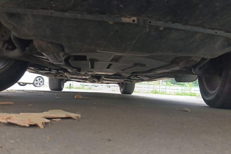 Used Volkswagen Touareg 2011 3.0 TSI Comfort Version Chassis Front