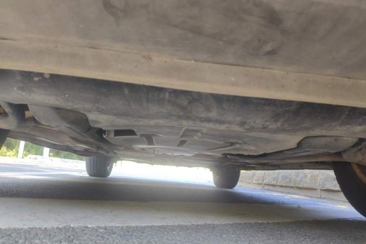 Used Volkswagen Touareg 2011 3.0 TSI Comfort Version Chassis Front
