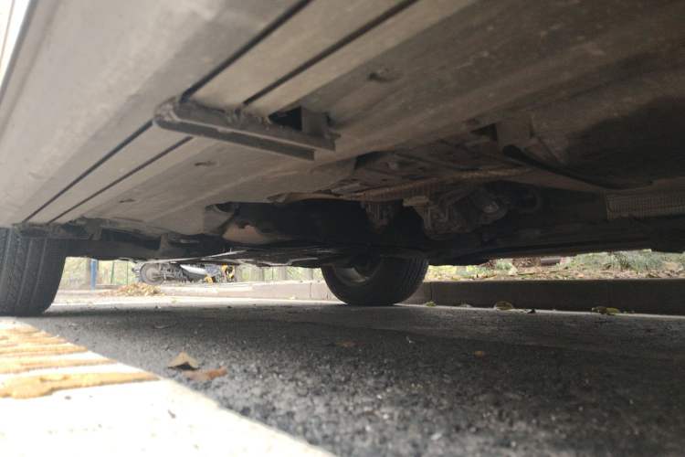 Used Volkswagen Touareg 2011 3.0 TDI Diesel High-End Model Chassis Front Left